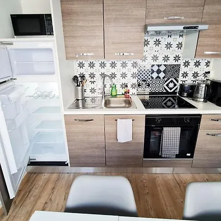 Apartment L'alex Solj-studio Spacieux En Avec Parking Privee - Easy Check-in - Arrivee Autonome *